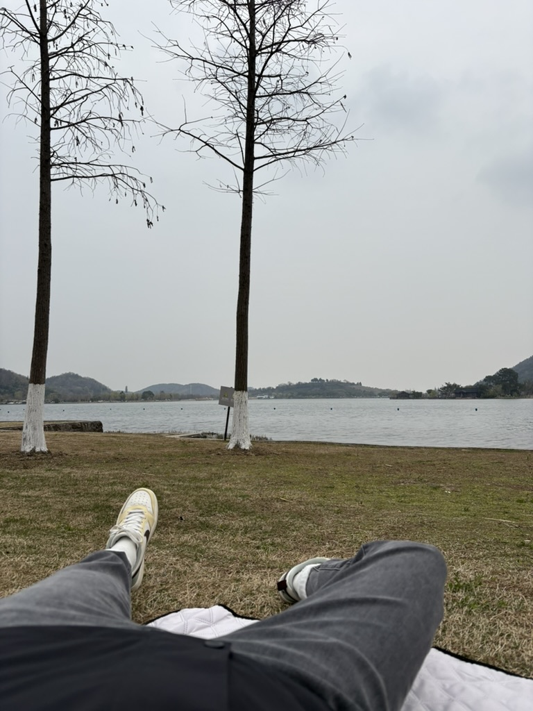 随地大小躺